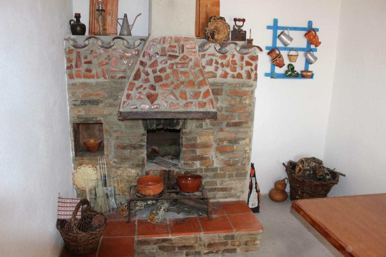 Turismo Rural Casa Da Ceu Amiais de Cima Kültér fotó